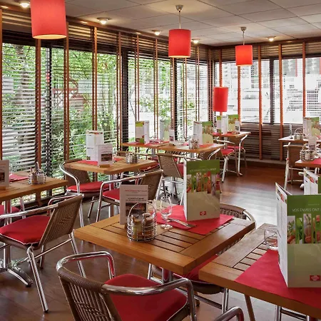 Ibis Hotel 3*