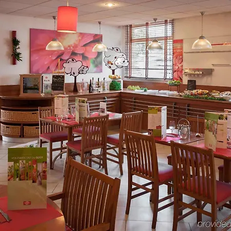 Ibis Hotel 3*